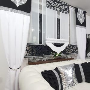 GLAMOUR HOME FASHION  Elegance Ornament Black & White