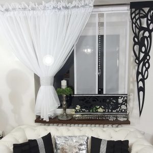 LUXURIO BLACK & WHITE