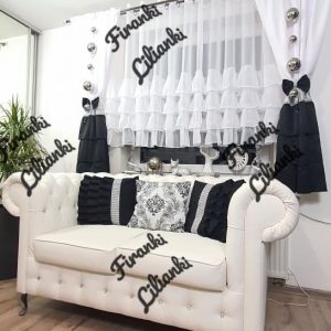 ELEGANCKA FIRANA Z FALBANAMI