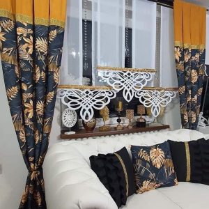 MONSTERA BLACK & GOLD