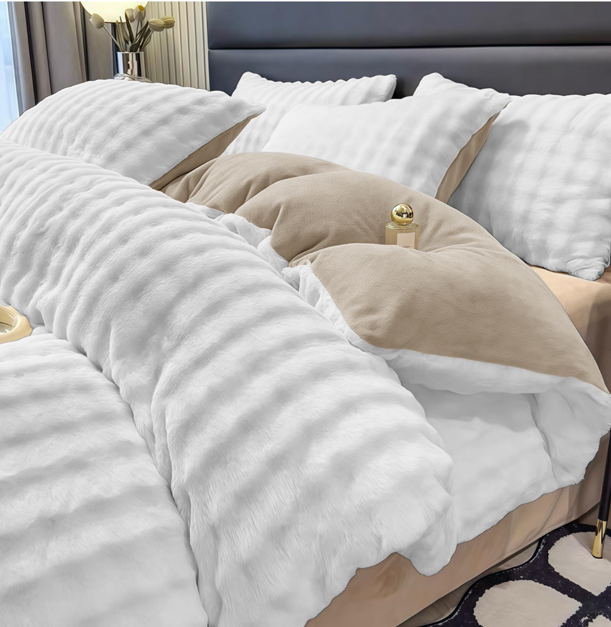 Pościel luxury Cashmire &Crem welur-futrzana bardzo ciepła gruba z wytłaczanym wzorem kremowo-bezowa 200x220cm